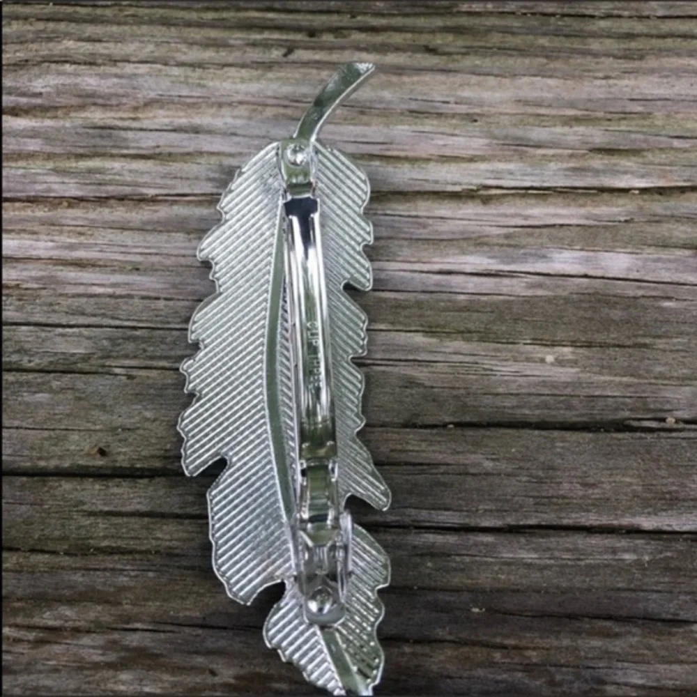 Boho feather hair clip Barrett